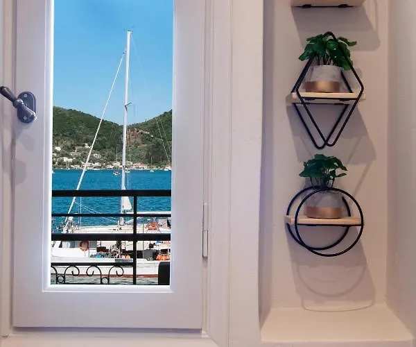 Marifenia Apartment *